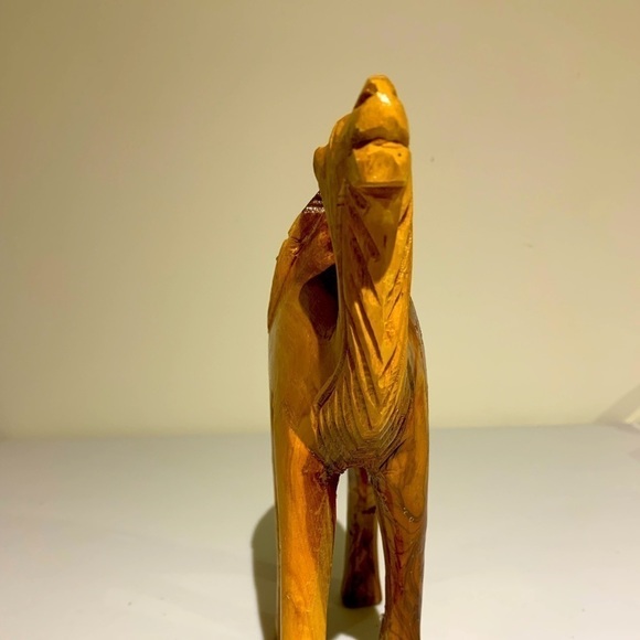 Hand carved wooden North African Camel - Picture 3 of 6